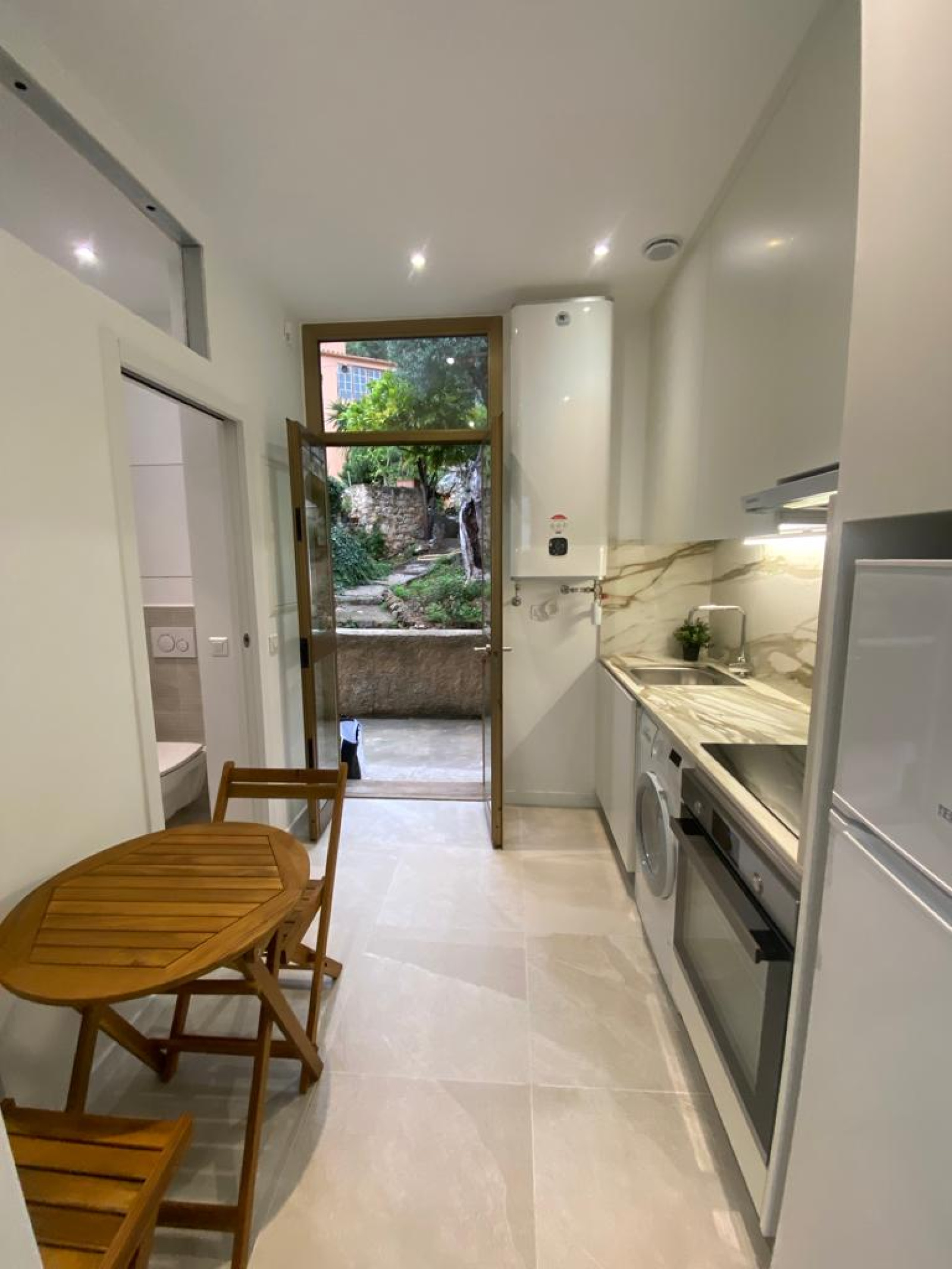 Image_, Studio, Beausoleil, ref :1