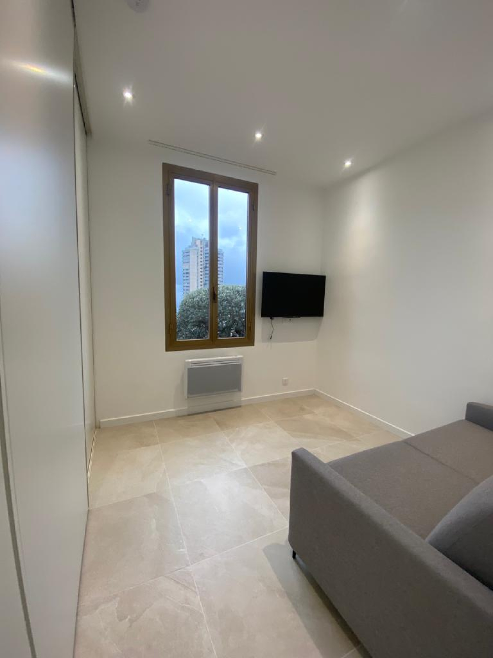 Image_, Studio, Beausoleil, ref :1
